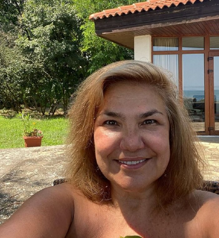 Ето я Марта Вачкова по бански, рискува да... СНИМКА 18+