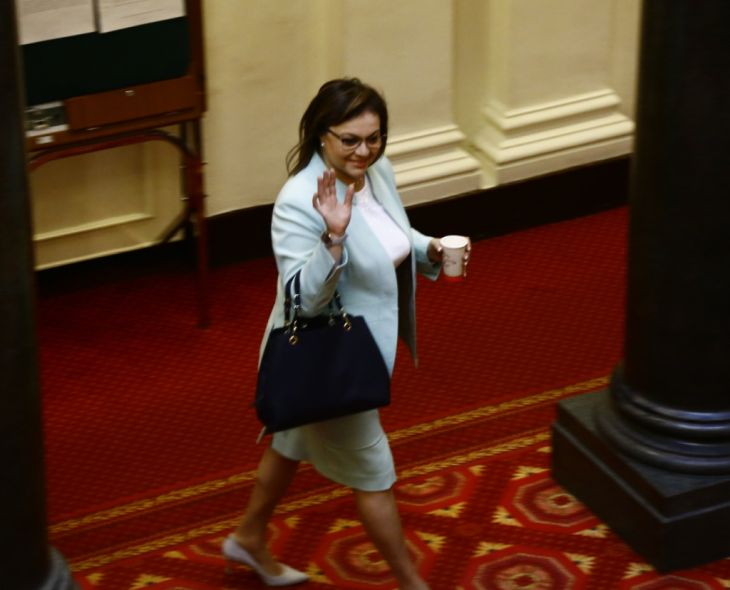 Нинова: Честит да е празникът на независимостта!