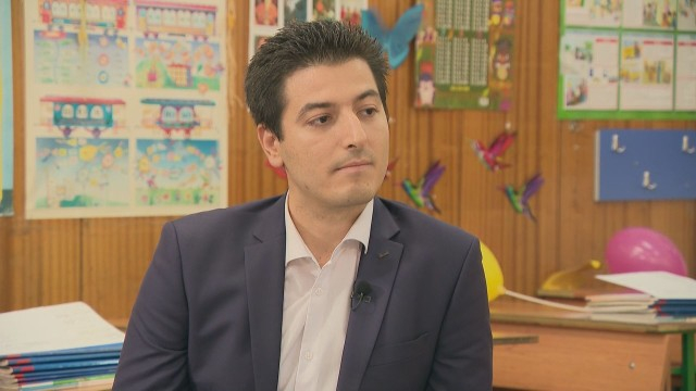 Кой е най-младият директор на училище в София?