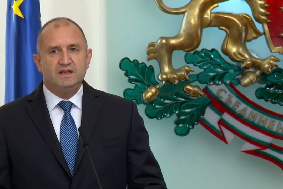 Политолог: Радев ще сгреши като Първанов, ако направи това!