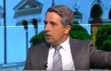Плевнелиев предупреди Слави за коварен номер, който му готви Радев 