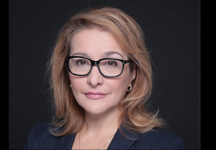 Проф. Христова посочи пред БЛИЦ кои партии ще си патят от Петков и Василев и как ГЕРБ ще дръпне още