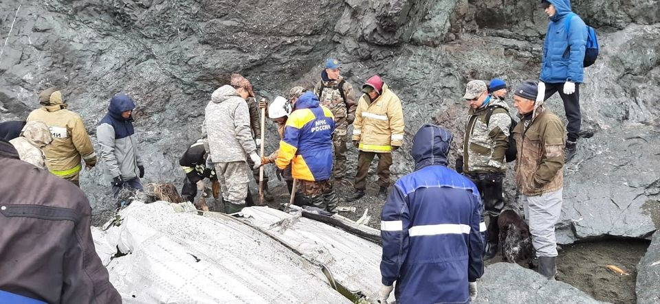 Самолет Ан-26 се разби в Русия, няма оцелели СНИМКИ