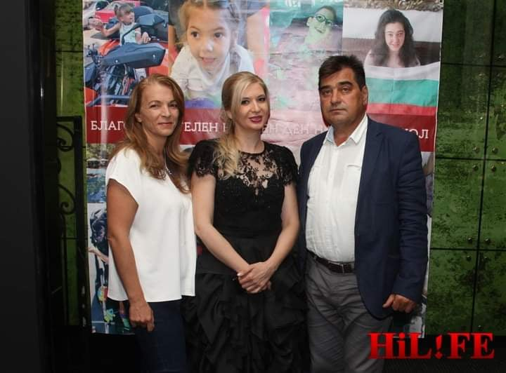 Родна тв водеща превърна рождения си ден в нещо невиждано СНИМКИ