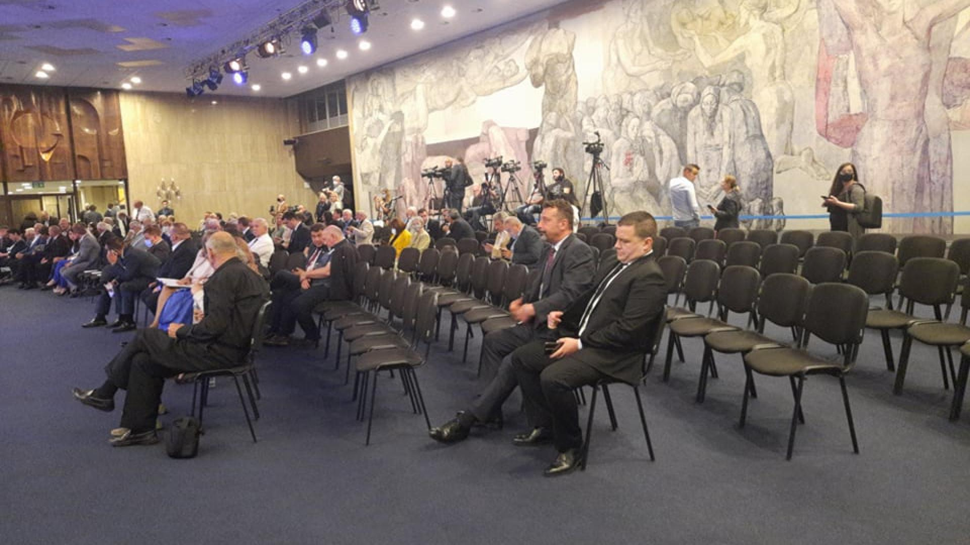 Двама от хората на Слави в комитета за Радев и Йотова