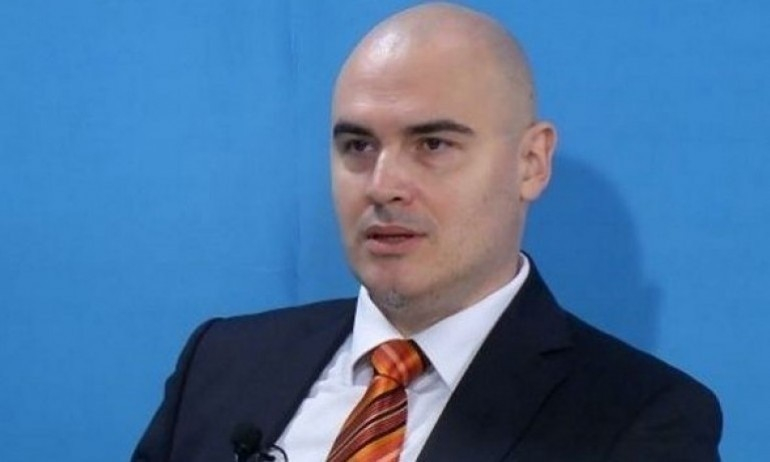 Петър Илиев категорично не приема становището, че е плагиатствал 