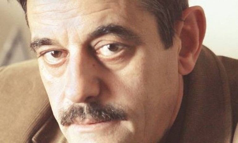 Евгени Петров: Борисов може да призове Радев да си направи и оглави партия, вместо да се крие зад имунитета си