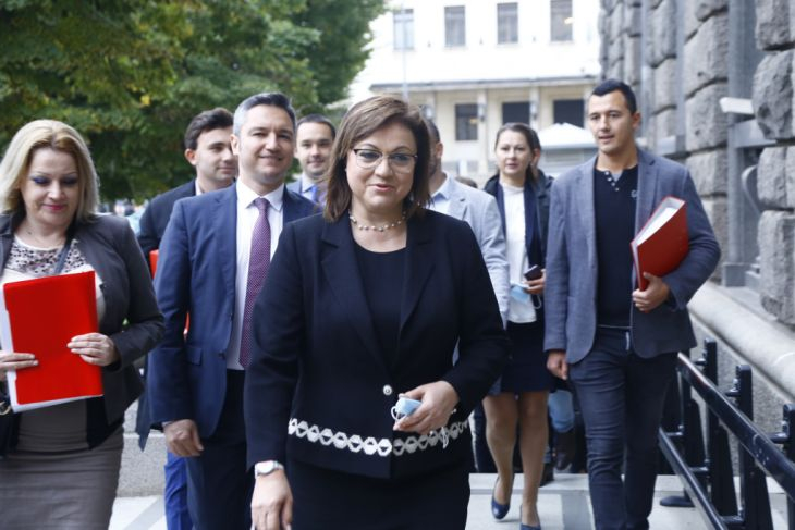 И Нинова уличи Кирил Петков в голяма предизборна лъжа