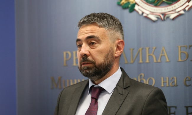 Служебният министър на енергетиката каза ще има ли 30-процентно увеличение на тока