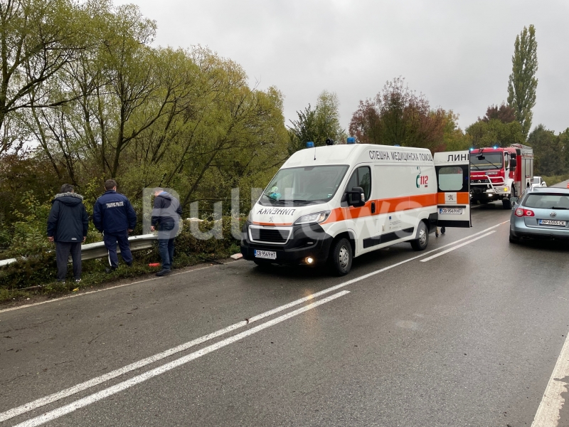 Шофьор загина в жестока катастрофа между Враца и Криводол СНИМКИ