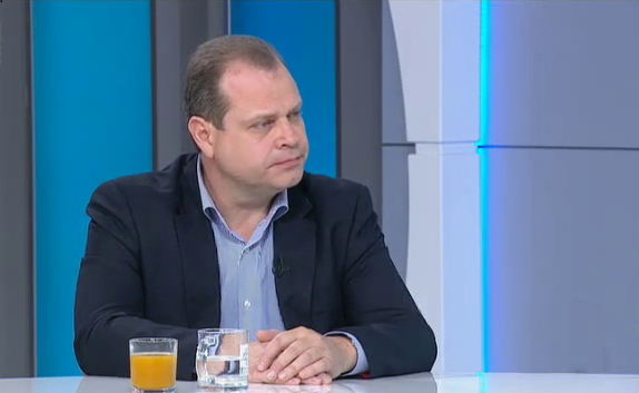 Инж. Лазаров: Опитът да се политизира протестът на пътищарите е жалък