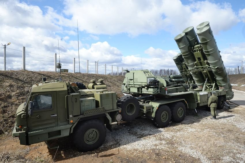 Русия разположи първите С-500 да пазят небето над Москва