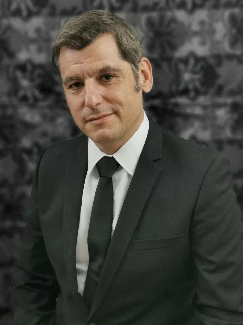 Тенорът Георги Султанов: В България има огромна криза за музиканти