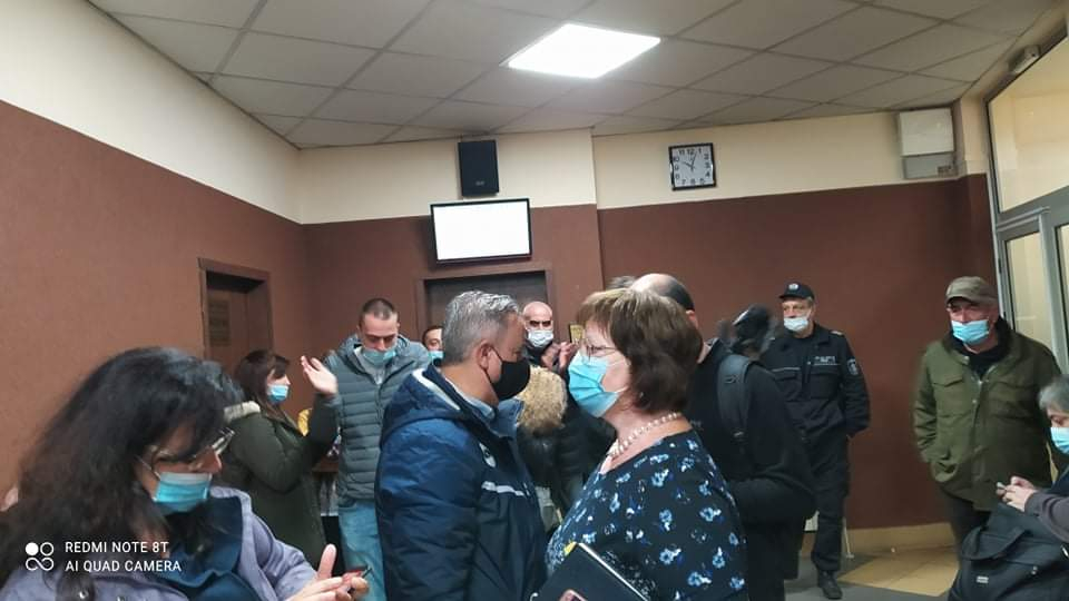 Домашен арест за  Машора, всички аплодираха съда!