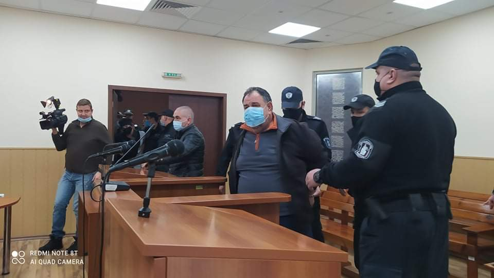 Домашен арест за  Машора, всички аплодираха съда!
