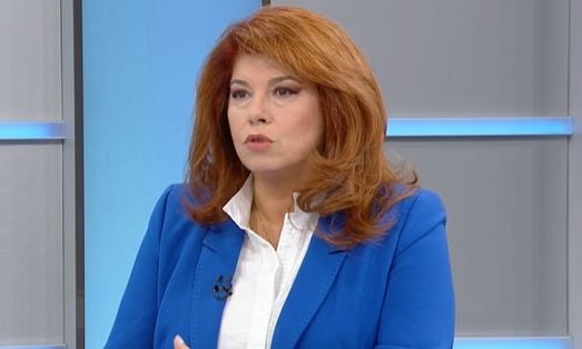 Йотова призна за прехвърчане на искри между нея, Радев и "Позитано" и отсече...