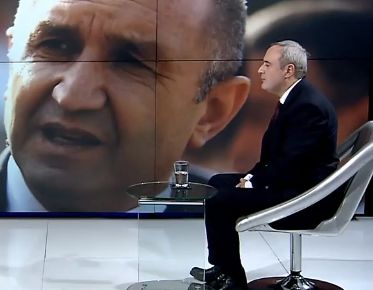 Проф. Герджиков с горещ коментар за юмрука на Радев и кюлчетата в спалнята на Борисов! 