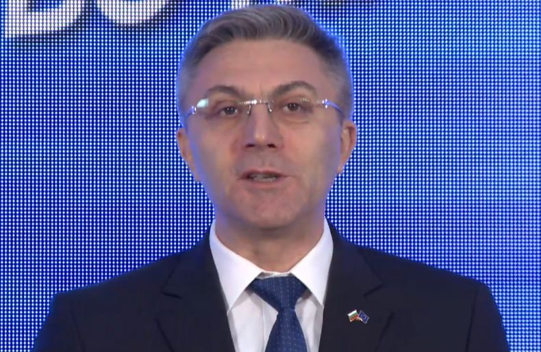 Карадайъ каза защо атакува "Дондуков" 2 