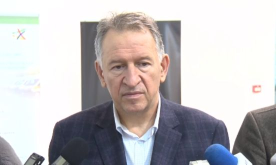 Кацаров каза задава ли се локдаун и пак отхвърли задължителната ваксинация