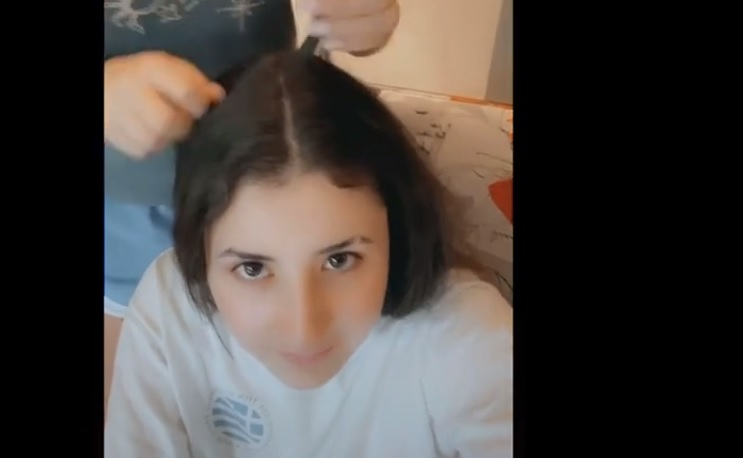 Нов хит сред момичетата в TikTok се оказа смъртоносен ВИДЕО