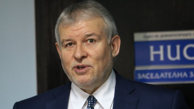 СДС настоява за незабавни оставки на министри