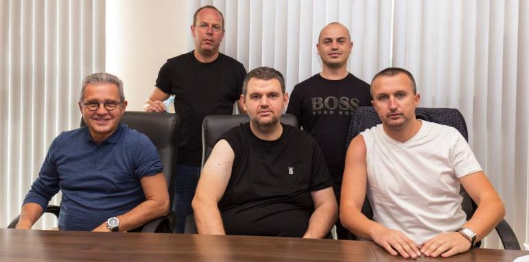 Цонев и Пеевски направиха най-отговорното нещо насред К-19 кризата СНИМКИ
