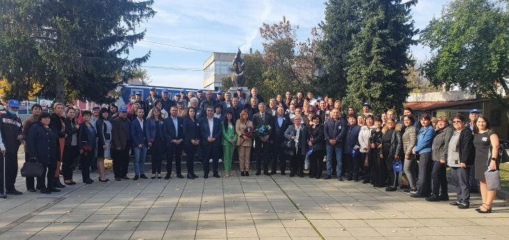 Карадайъ припомни от Каолиново: Демокрацията дойде благодарение на този площад. Няма да допуснем отстъпление!