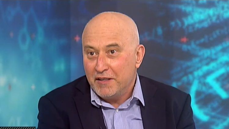 Проф. Кунчев: Локдаунът трябва да бъде въведен веднага, по 15-20 хиляди се заразяват дневно!