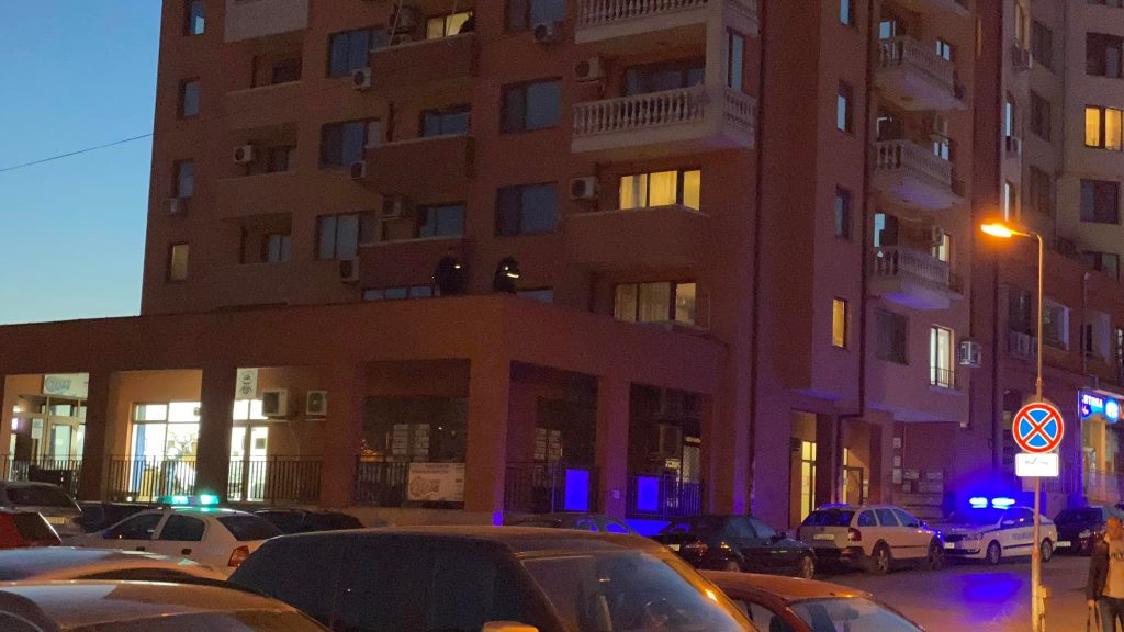 Самоубийство на жена смрази Велико Търново СНИМКИ