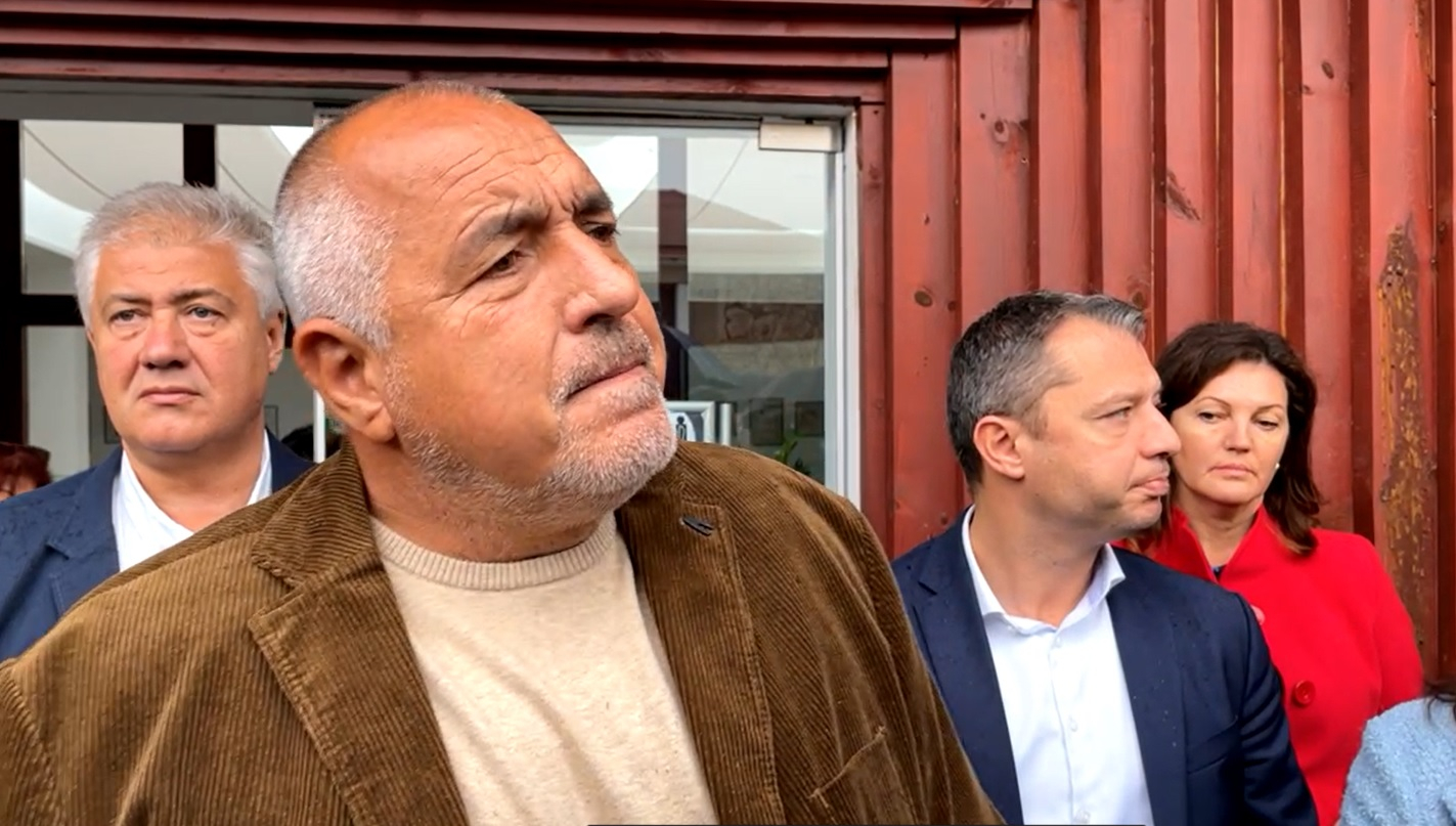 Борисов към Радев, Кацаров и сие: Защо виете като ранени чакали? Извинете се и оставка!