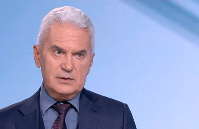Волен Сидеров отново в атака