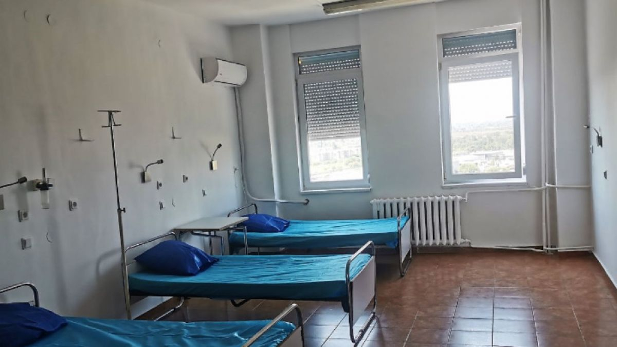 Две деца с К-19 са в реанимация на УМБАЛ- Стара Загора, легла няма, 10 умрели за броени часове