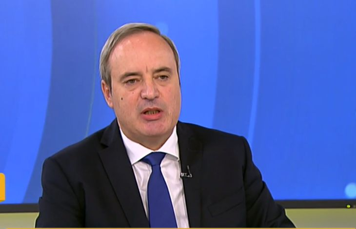 Проф. Герджиков смълча с думи за Борисов и спалнята му и се счепка с Виктор Николаев