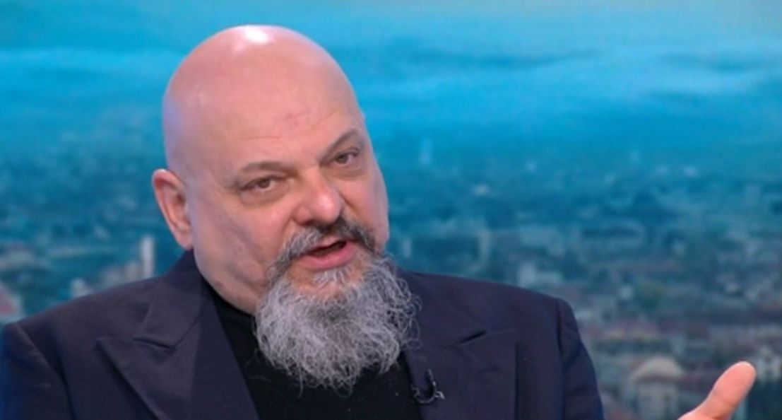 БГ лекар от Германия: Тук при 70% ваксинирани, само 3000 на активно лечение. А у нас...
