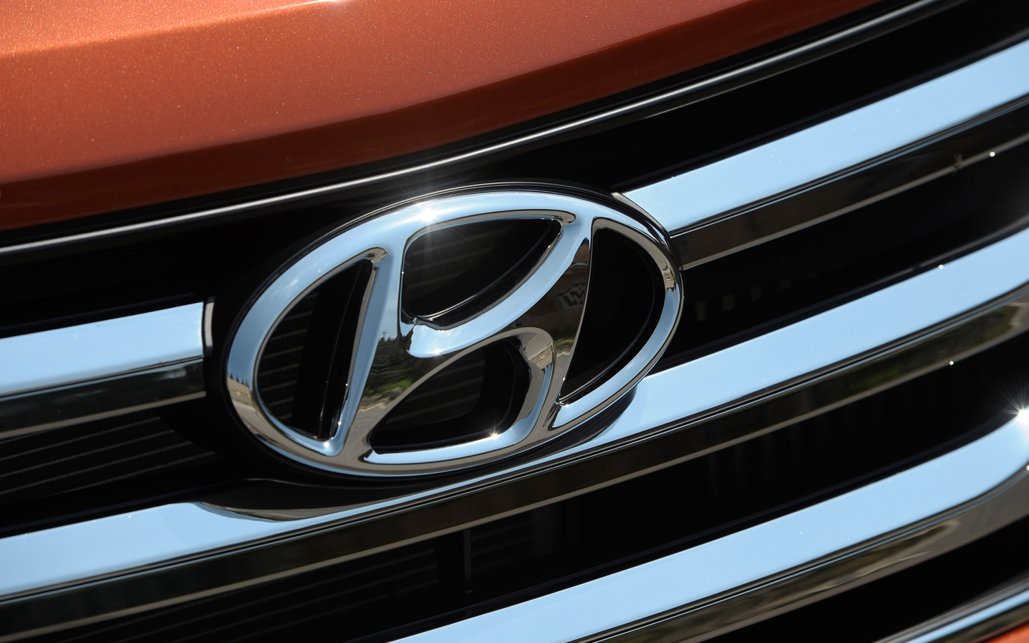 Първи СНИМКИ на обновения Hyundai Creta