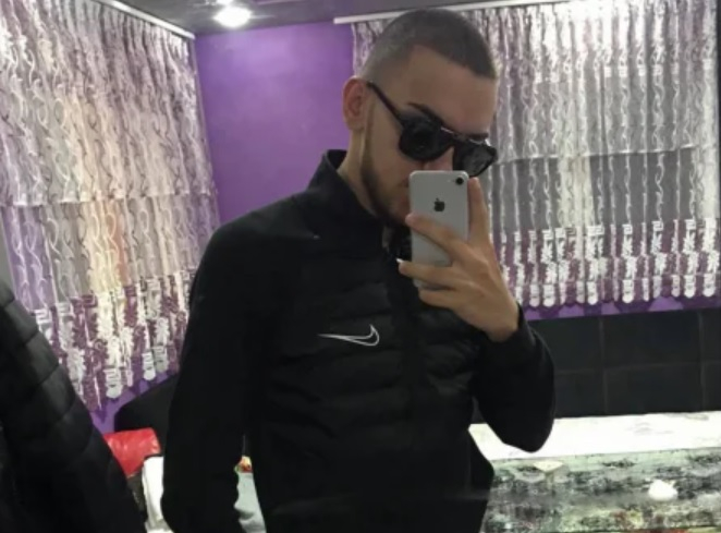 Пишлигарчето с Аудито, което потроши 20 коли в София, се фукало, че... СНИМКИ