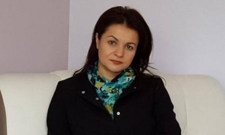 Росица Кирова: Служебният кабинет тотално бездейства, докато страната е в хаос