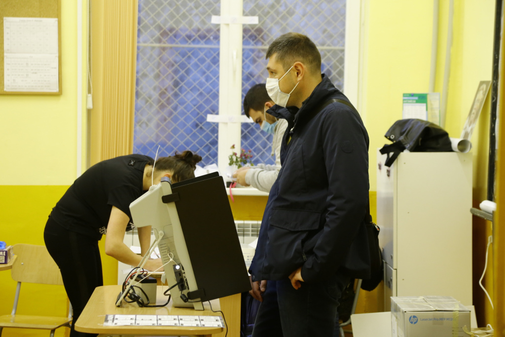Първи новини за избирателната активност на балотажа