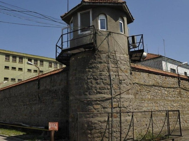 Свръх висока избирателна активност в затвора в Бургас