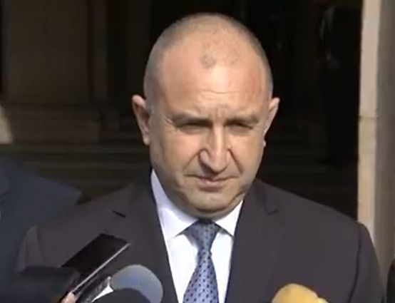 Радев обсипа с похвали ПП, скоро свиква Народното събрание ВИДЕО