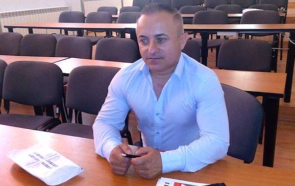 Ето какво се случва с кмета на Сандански, закопчан в изборната нощ 