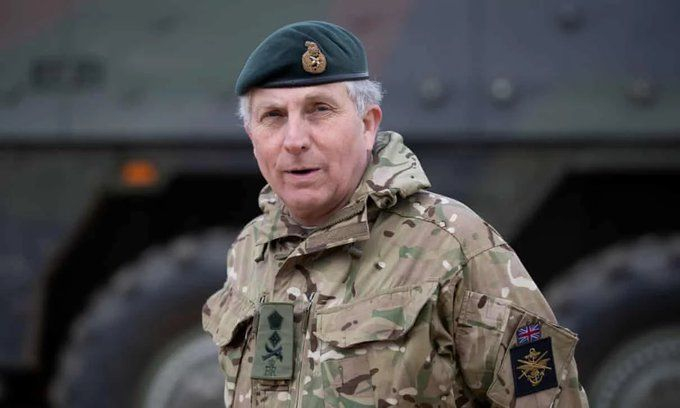 Висш UK военен: Кралство да се готви за война с Русия