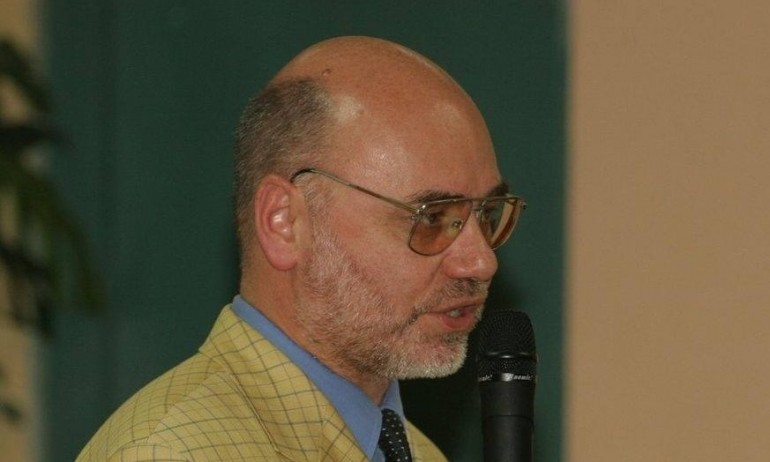 Танев от ИК на Радев смъмри харвардците: Сверявайте си часовниците с президента!