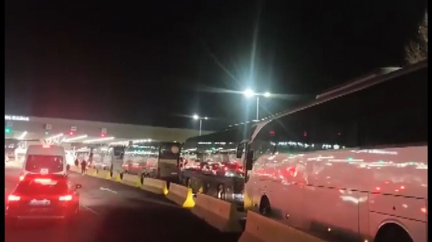 Турция с дипломатическа нота заради масовите проверки на автобуси по границата ВИДЕО
