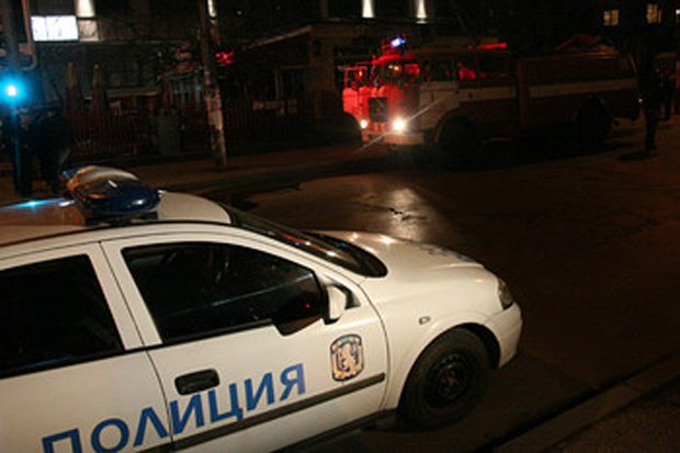 Само в БЛИЦ! Адско меле на ключов столичен булевард, двама лежат на земята СНИМКА