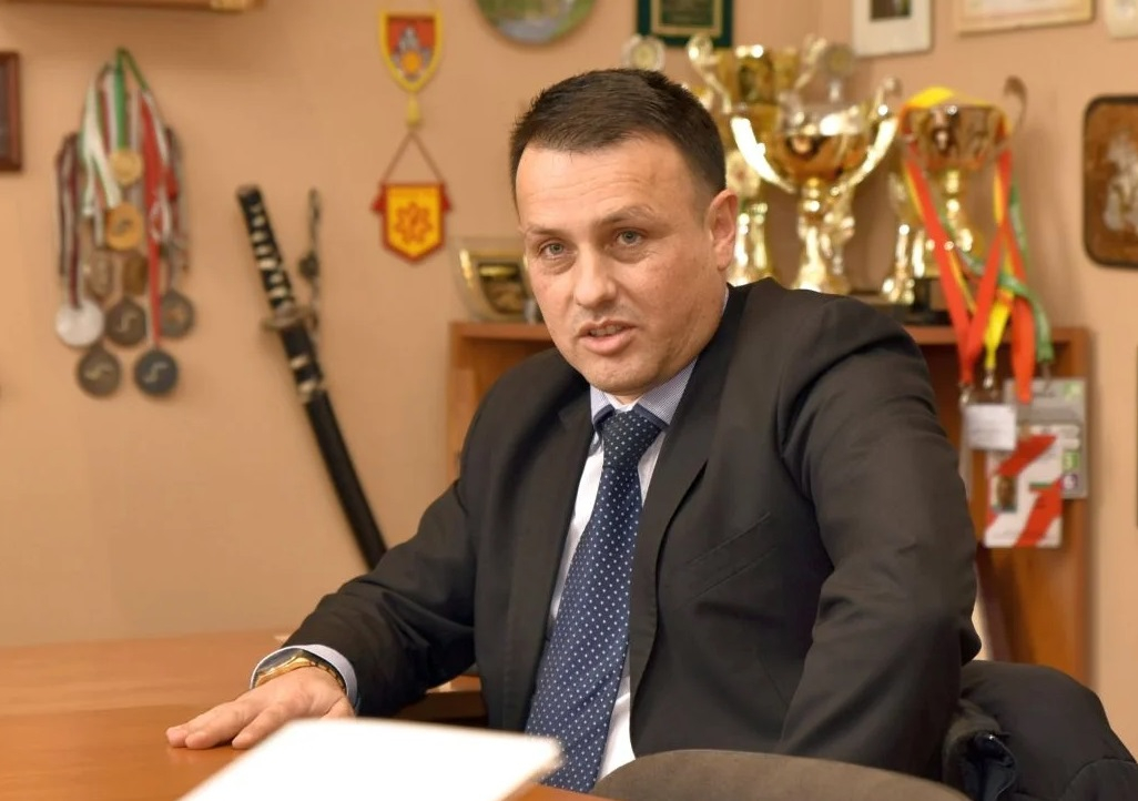 Шеф в пловдивската полиция изчегъртан незаконно 