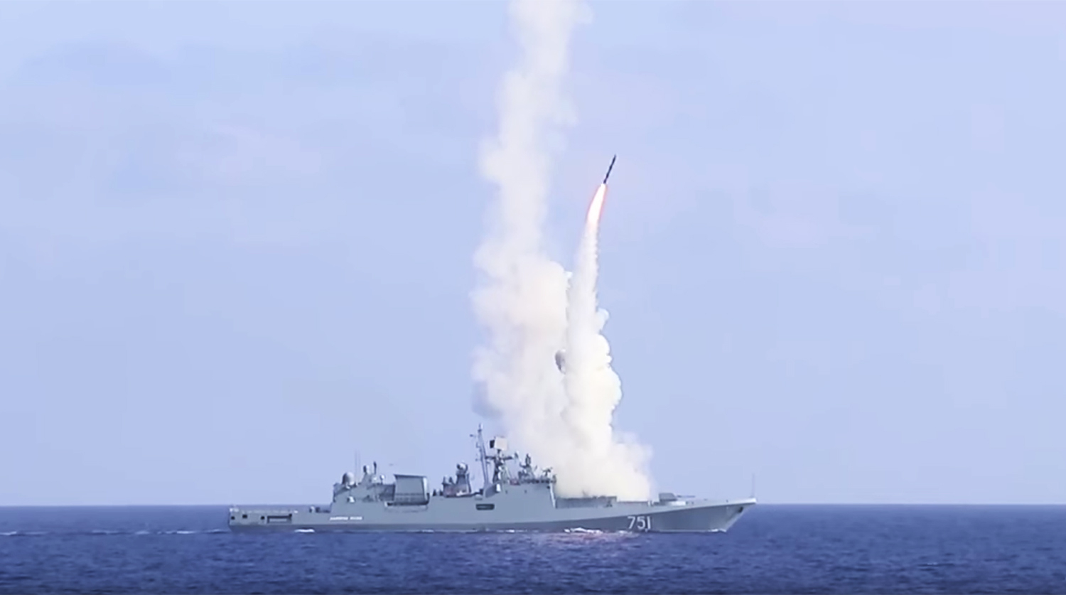 US военен експерт: Щатските самолетоносачи са безпомощни срещу руската ПВО ВИДЕО