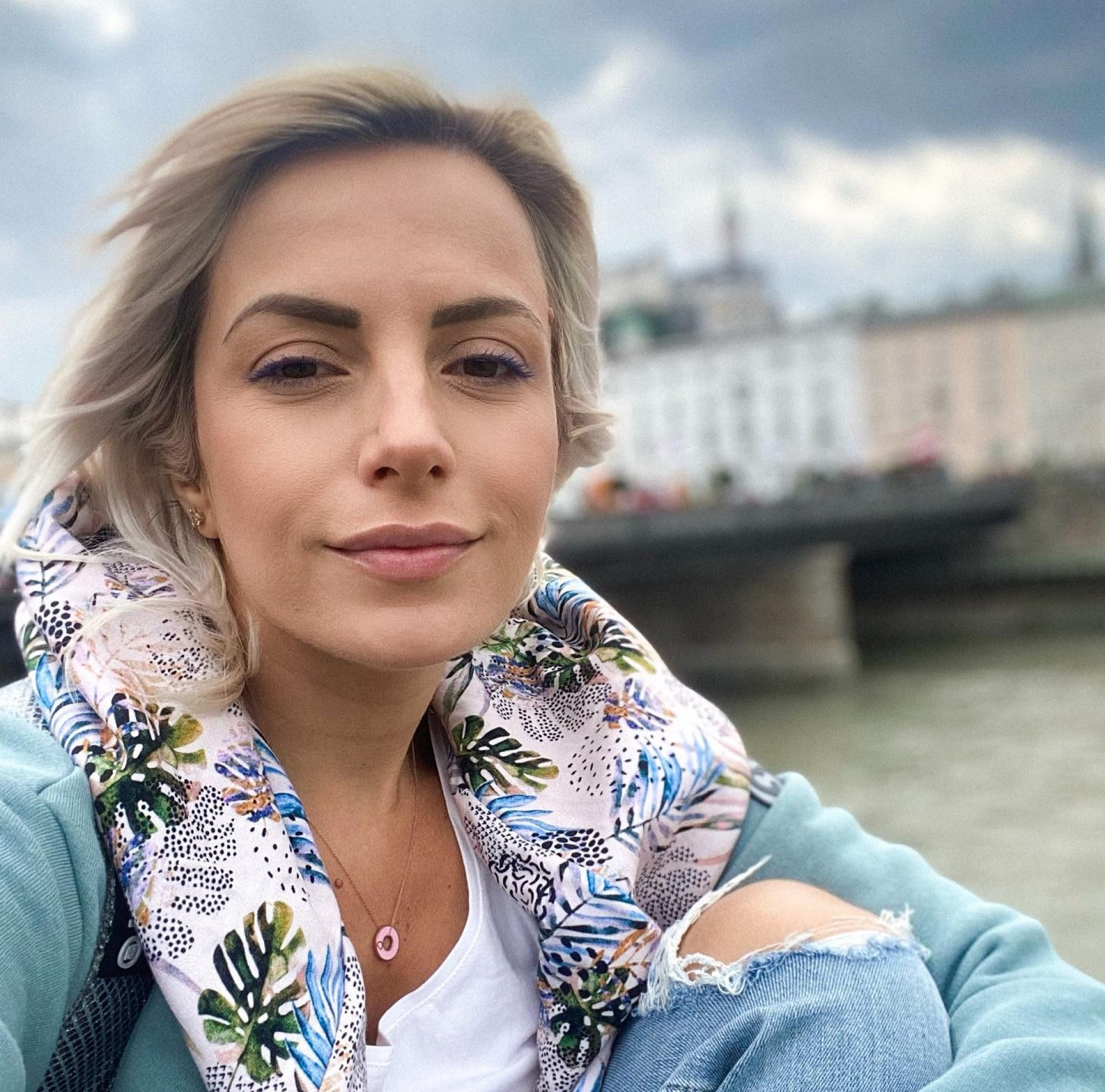 Поли Генова стана майка за втори път и избра нестандартно име за бебето 
