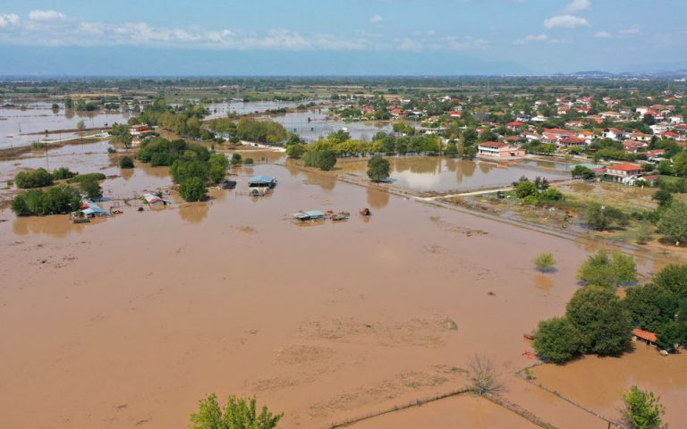 Воден ад в Гърция СНИМКИ
