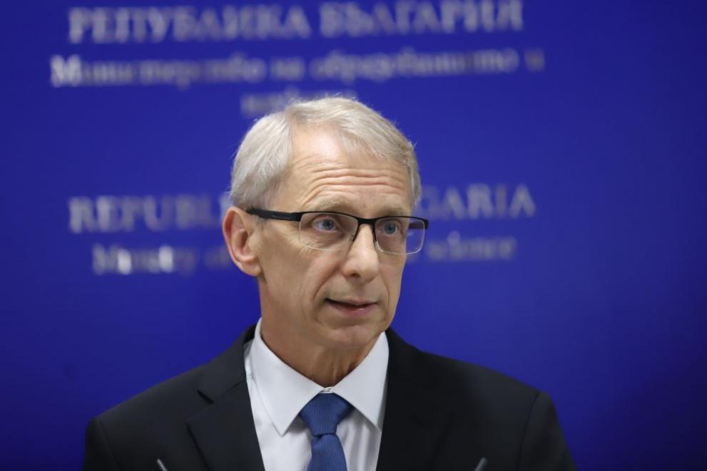 Денков с важни думи за учителската заплата 